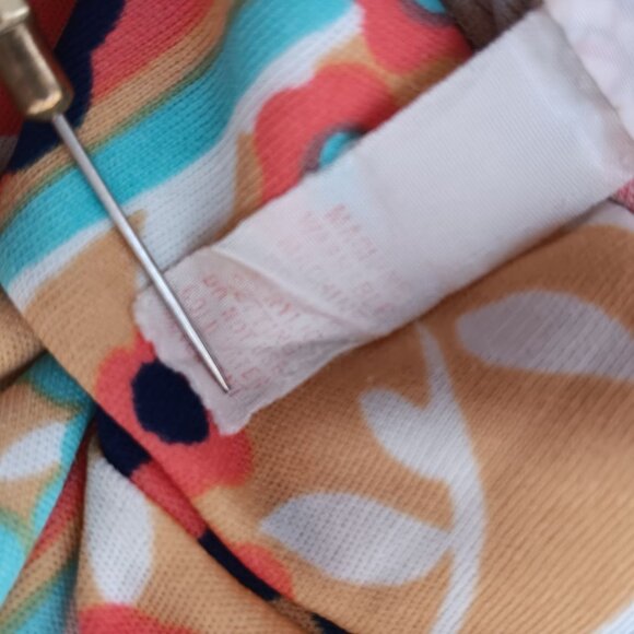 Medium Vintage Elleen 1970s Groovy Mod Mom Floral Striped High-Neck Top 11/12 - Picture 8 of 8